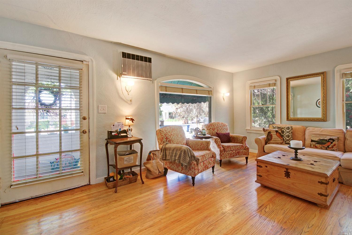 2250 Main St, Napa, CA 94558 photo 6