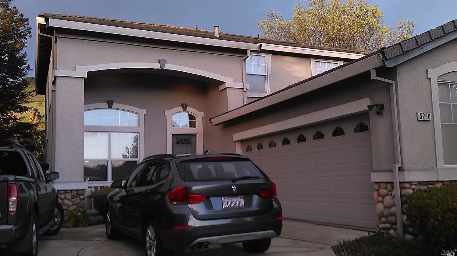 5280 Zinfandel Ln, Vallejo, CA 94591 photo 2