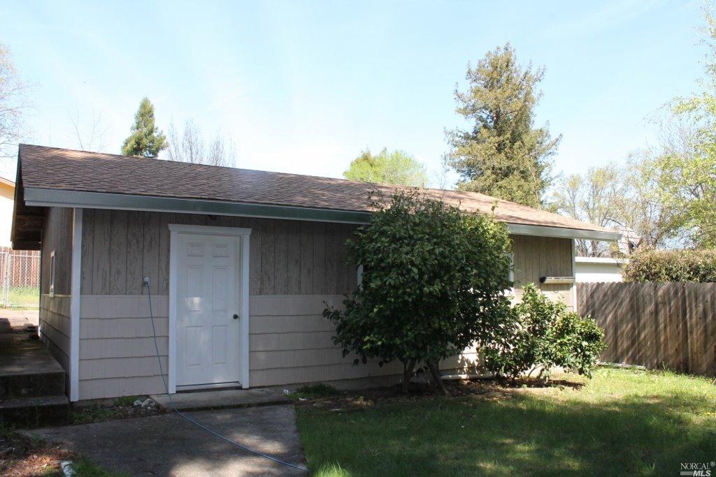 654 Walnut Ave, Ukiah, CA 95482 photo 27