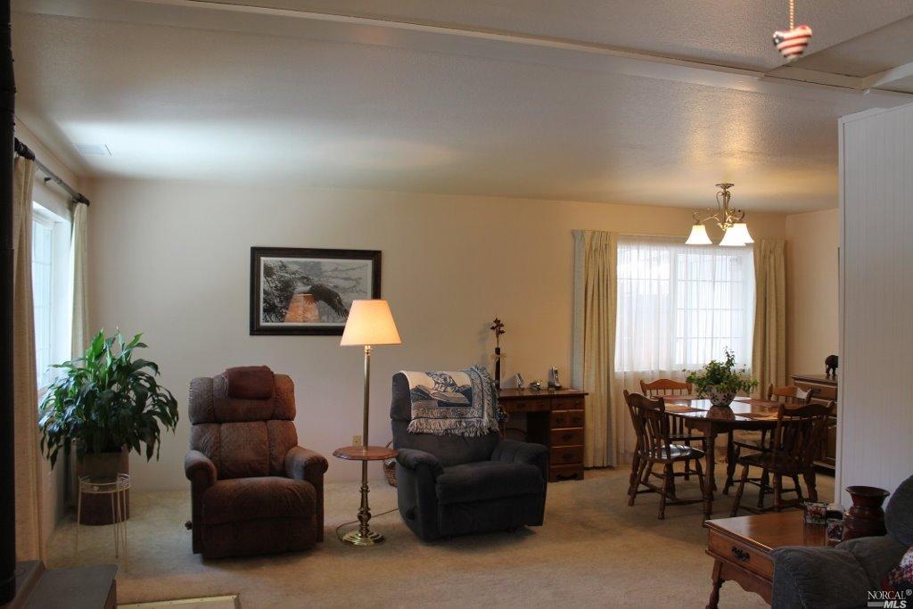 654 Walnut Ave, Ukiah, CA 95482 photo 4