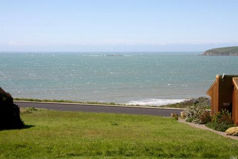 711 Gull Dr, Bodega Bay, CA 94923 photo 6