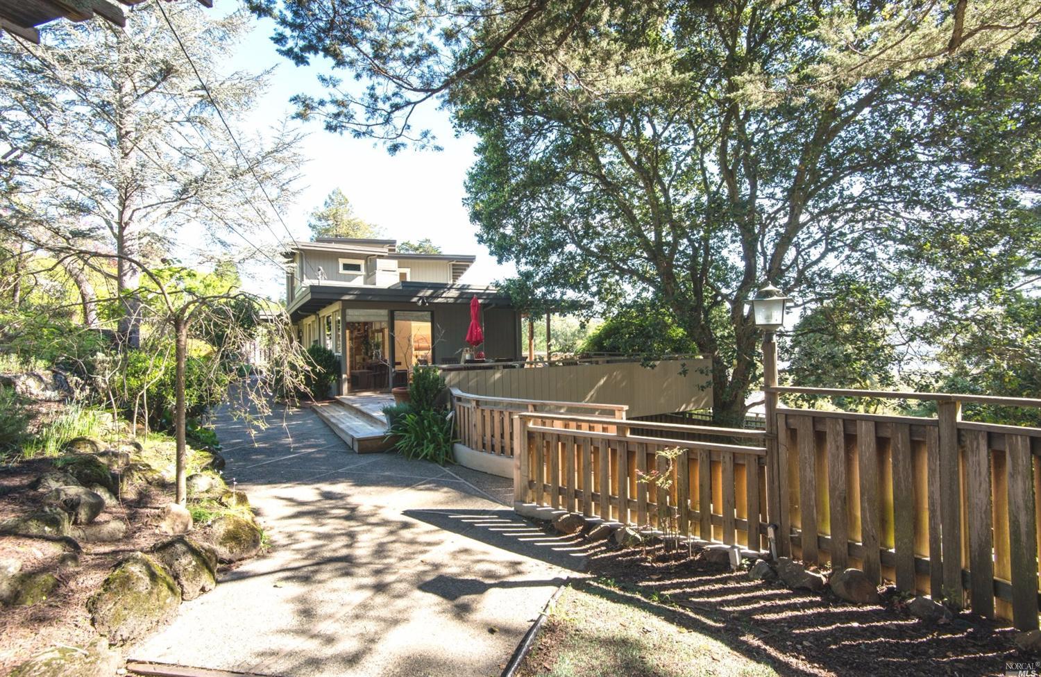 157 Lark Ln, Mill Valley, CA 94941 photo 3