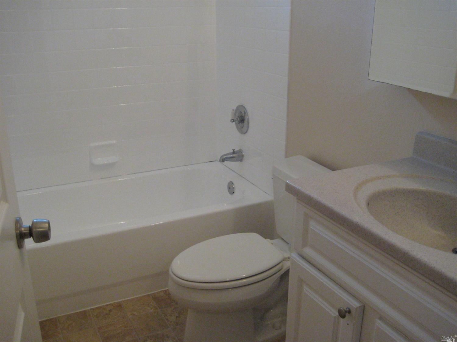 110 Merrimac Ct, Vallejo, CA 94589 photo 4