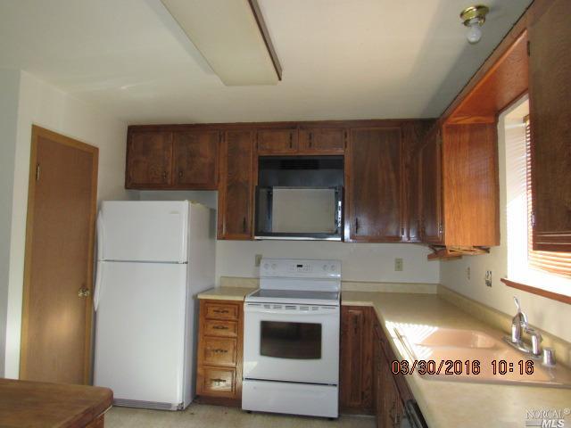 25919 Hawk Dr, Willits, CA 95490 photo 8
