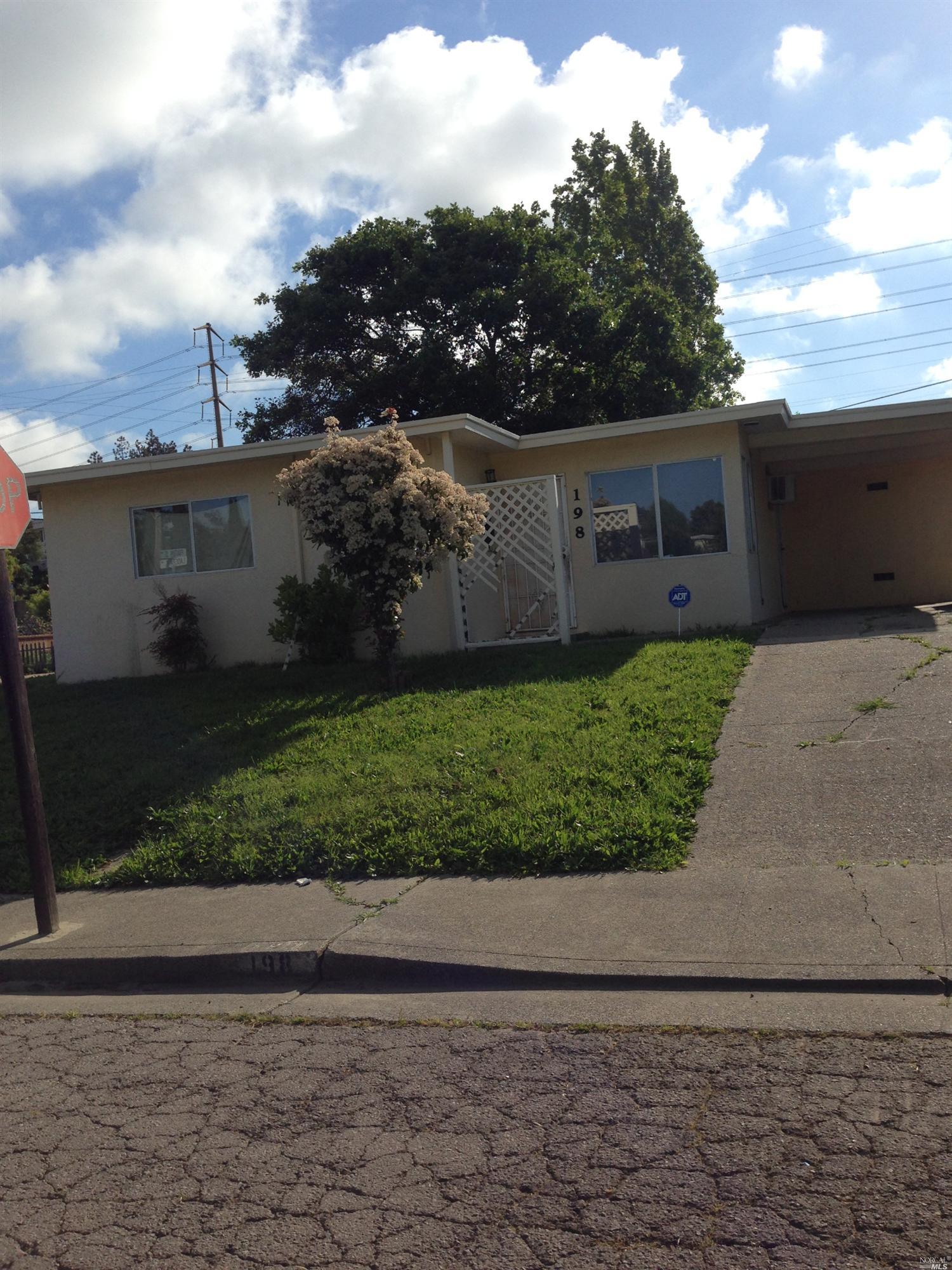 198 Ladera Dr, Vallejo, CA 94591 photo 1