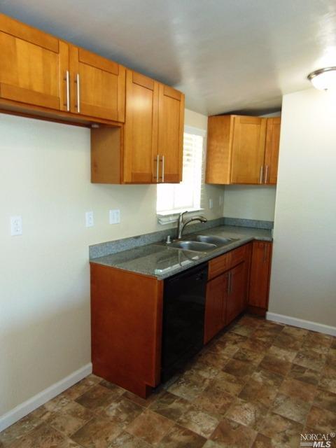 1161 Harding St, Fairfield, CA 94533 photo 6