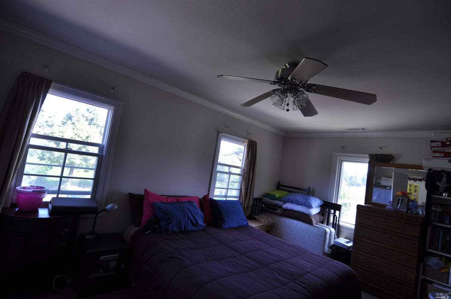 1201 Warren Ave, Vallejo, CA 94591 photo 6
