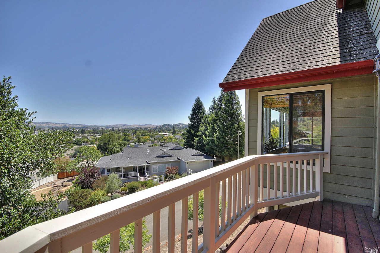 2 Benjamin Ln, Petaluma, CA 94952 photo 8