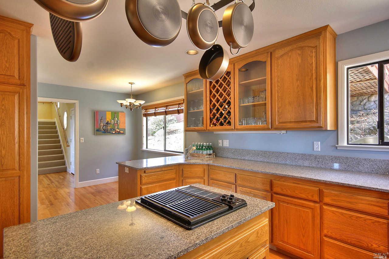 2 Benjamin Ln, Petaluma, CA 94952 photo 11