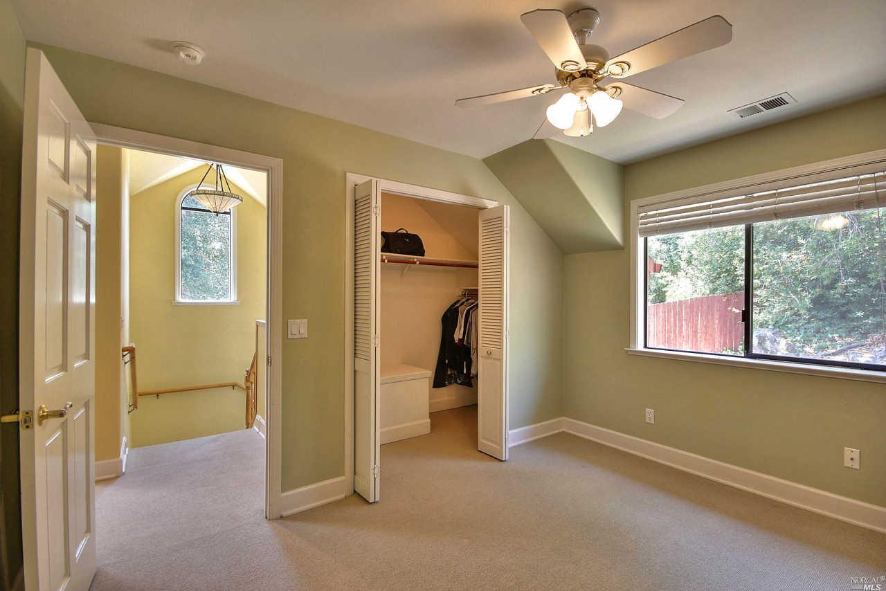2 Benjamin Ln, Petaluma, CA 94952 photo 17