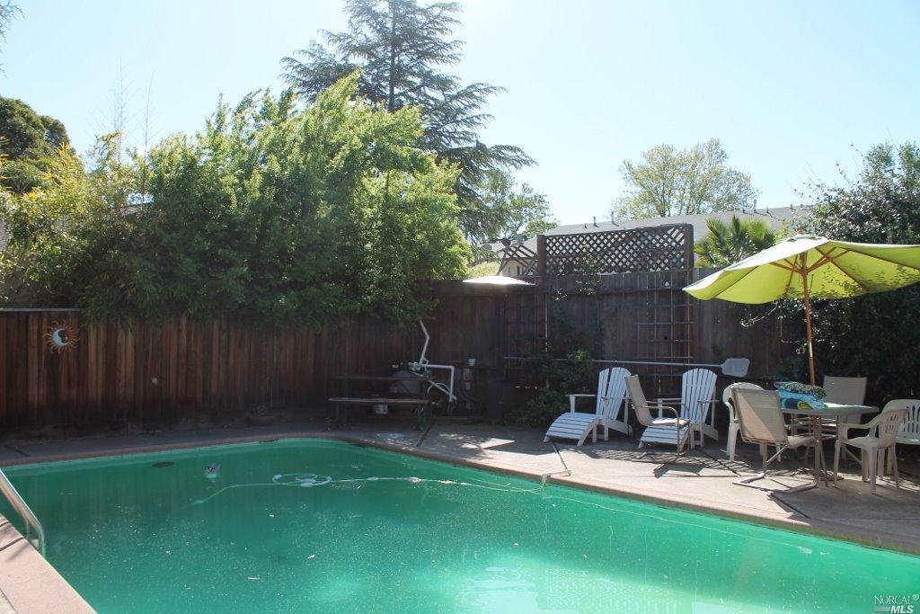 105 Mae St, Ukiah, CA 95482 photo 28