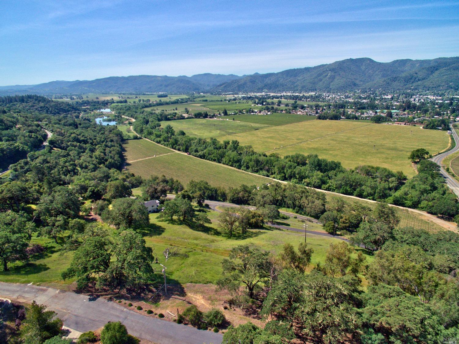 251 View Dr, Ukiah, CA 95482 photo 38