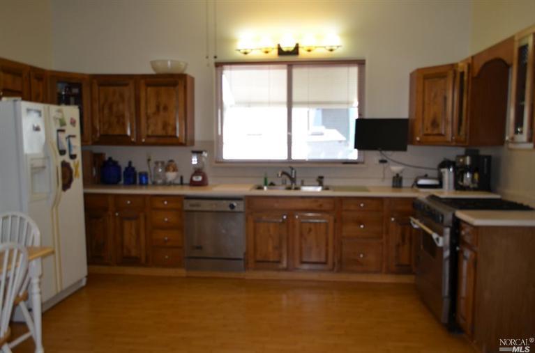 417 N Oak St, Ukiah, CA 95482 photo 12