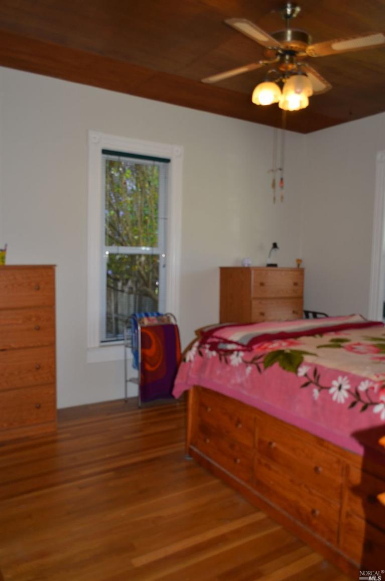 417 N Oak St, Ukiah, CA 95482 photo 18