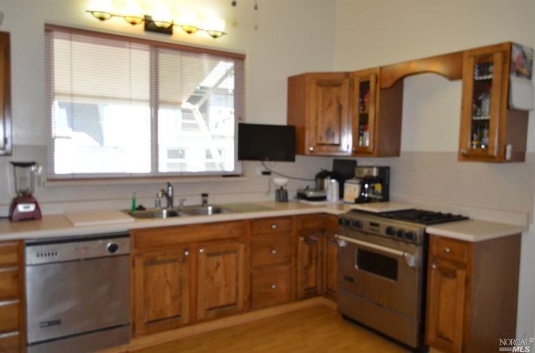 417 N Oak St, Ukiah, CA 95482 photo 10
