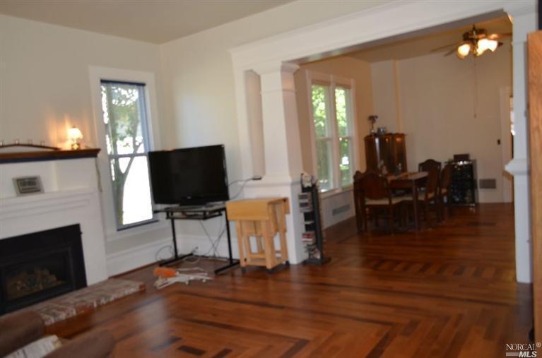417 N Oak St, Ukiah, CA 95482 photo 5