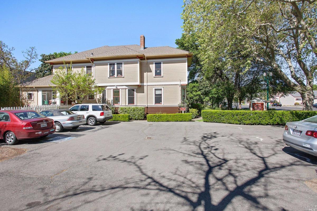 735 Broadway, Sonoma, CA 95476 photo 4