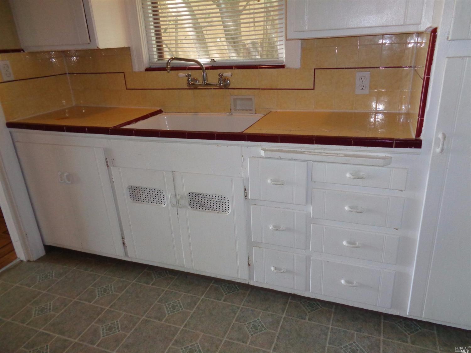 Undisclosed, Vallejo, CA 94590 photo 12