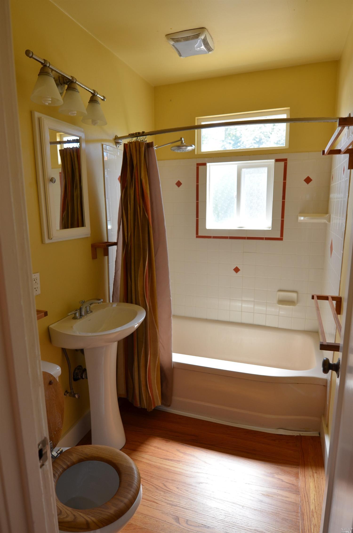 Undisclosed, Vallejo, CA 94590 photo 12