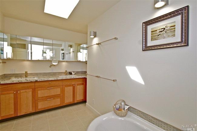 33 Harbor Dr, Corte Madera, CA 94925 photo 12