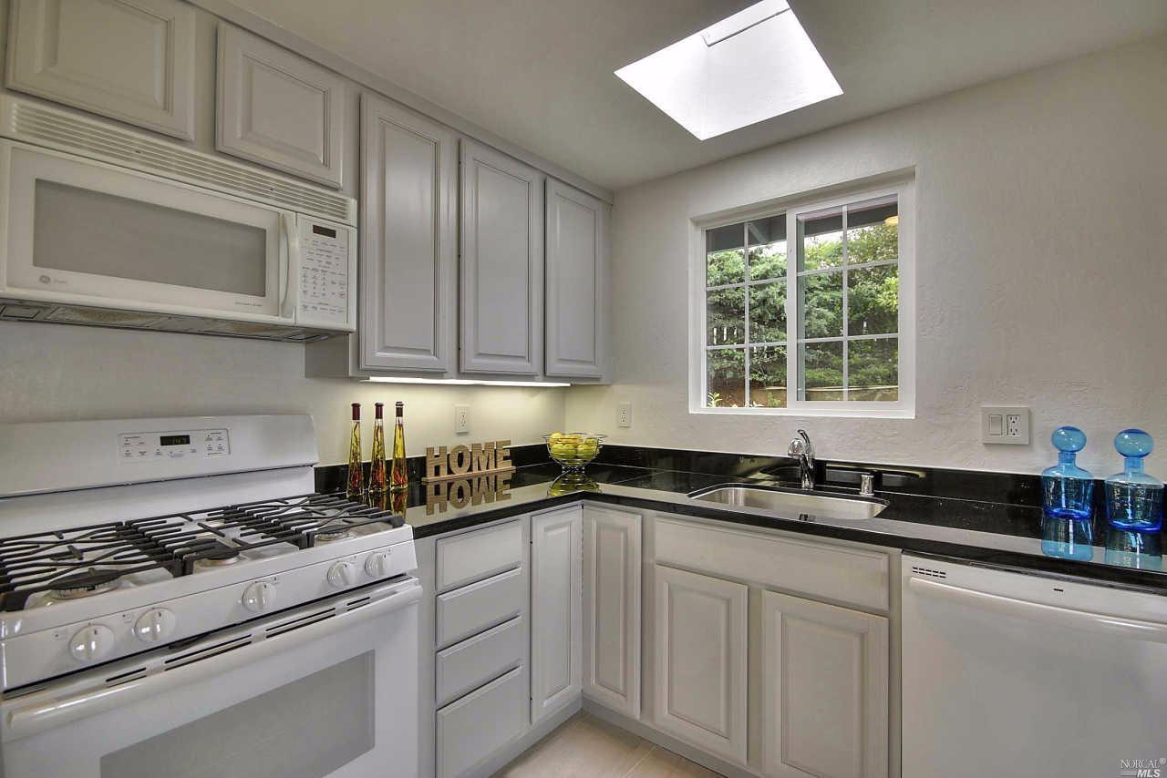 902 Valley View Ln, Mill Valley, CA 94941 photo 10