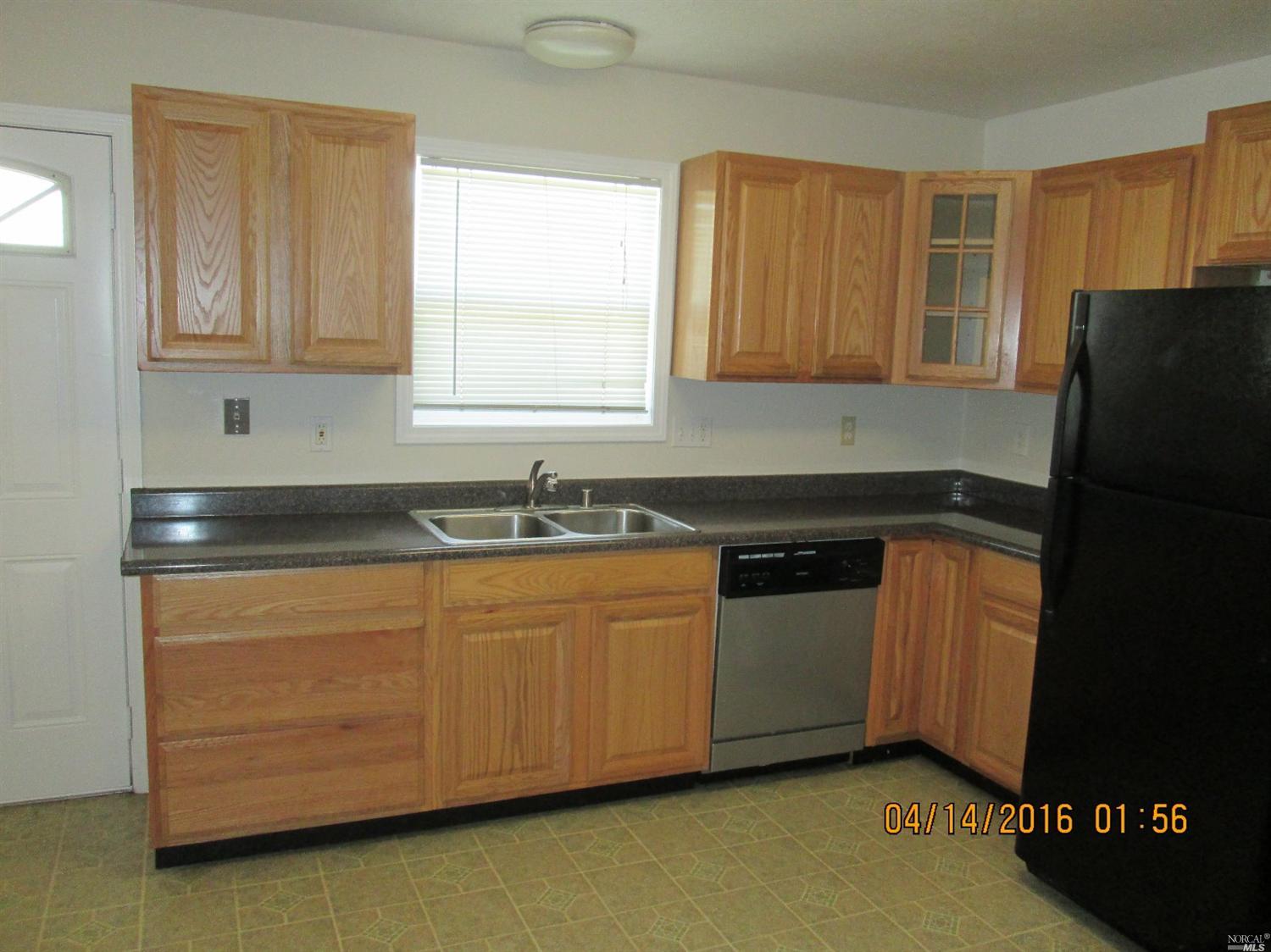 314 Shasta St, Vallejo, CA 94590 photo 3