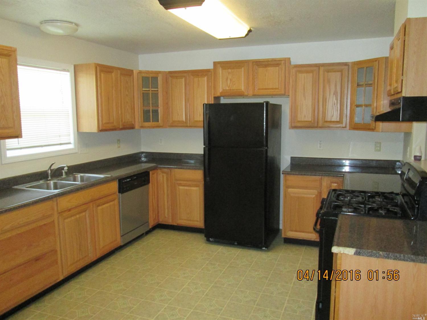 314 Shasta St, Vallejo, CA 94590 photo 2