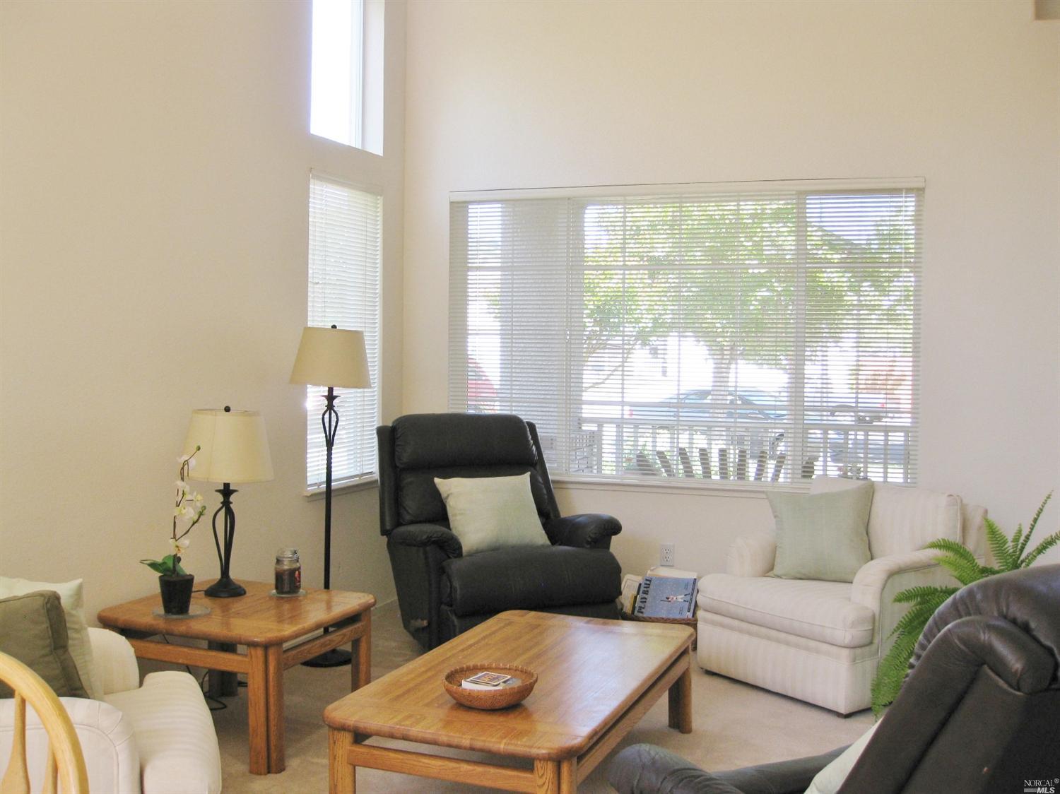 621 Gallery Ct, Fairfield, CA 94534 photo 9