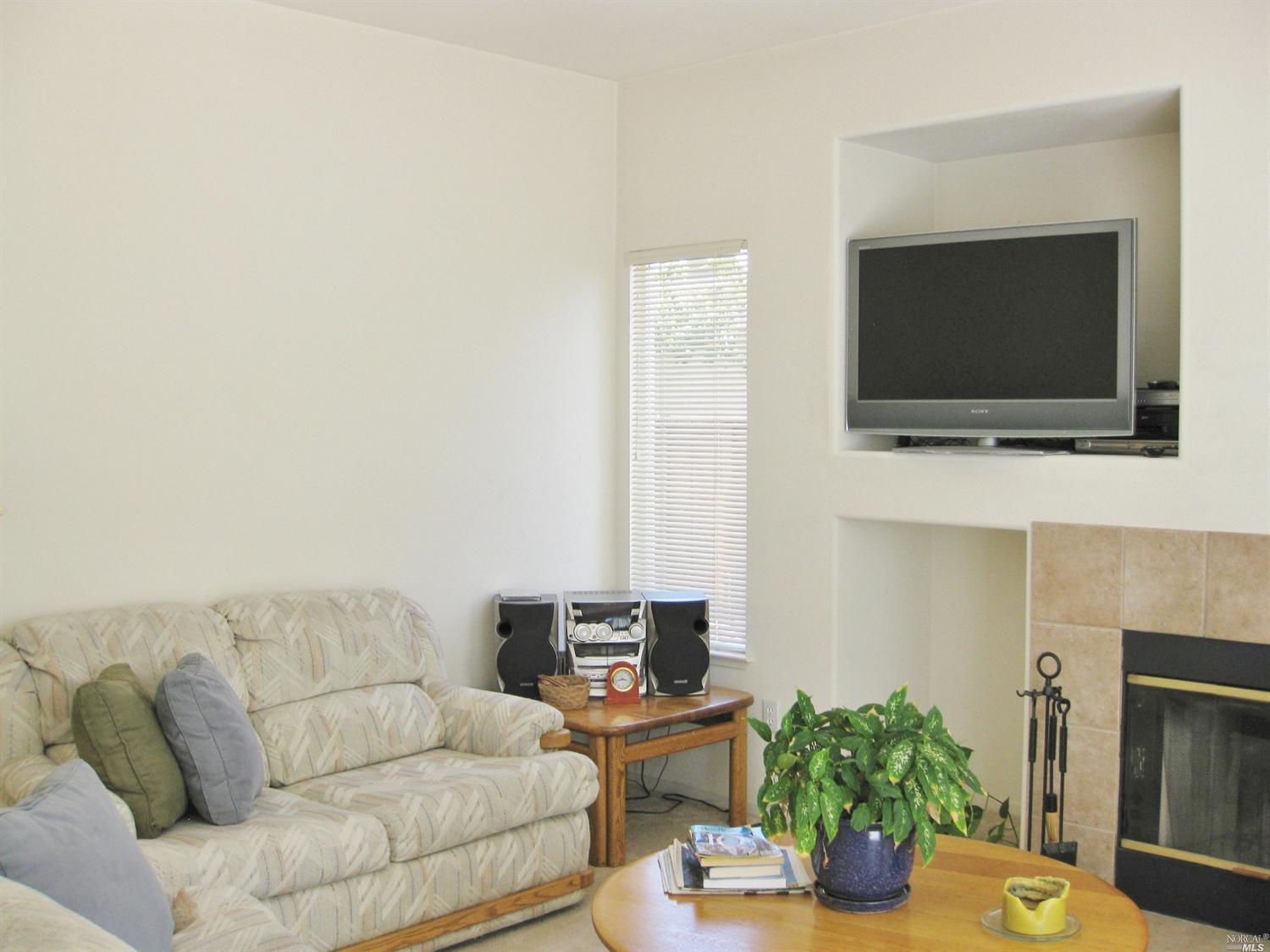 621 Gallery Ct, Fairfield, CA 94534 photo 24