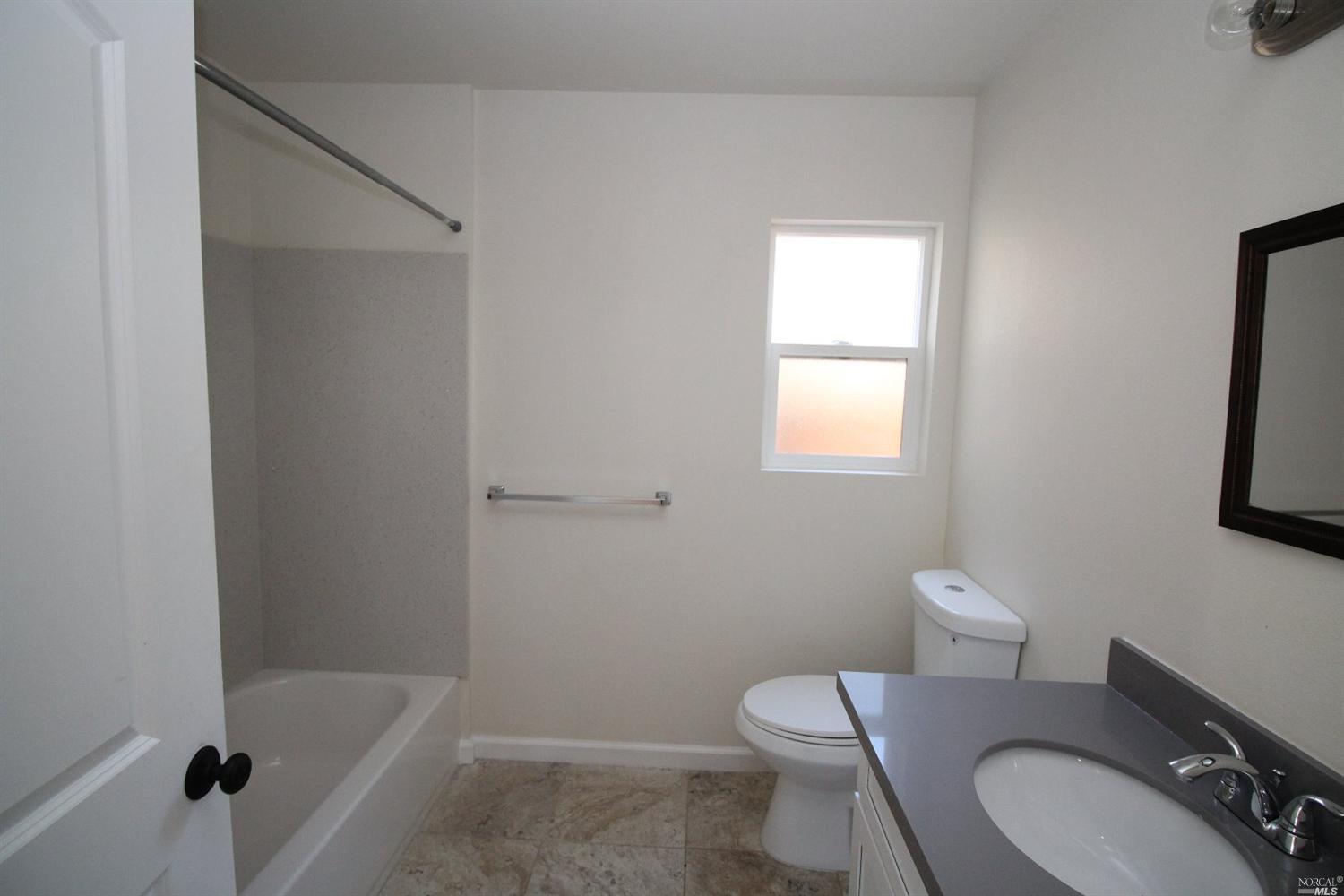 1751 Wright St, Santa Rosa, CA 95404 photo 9