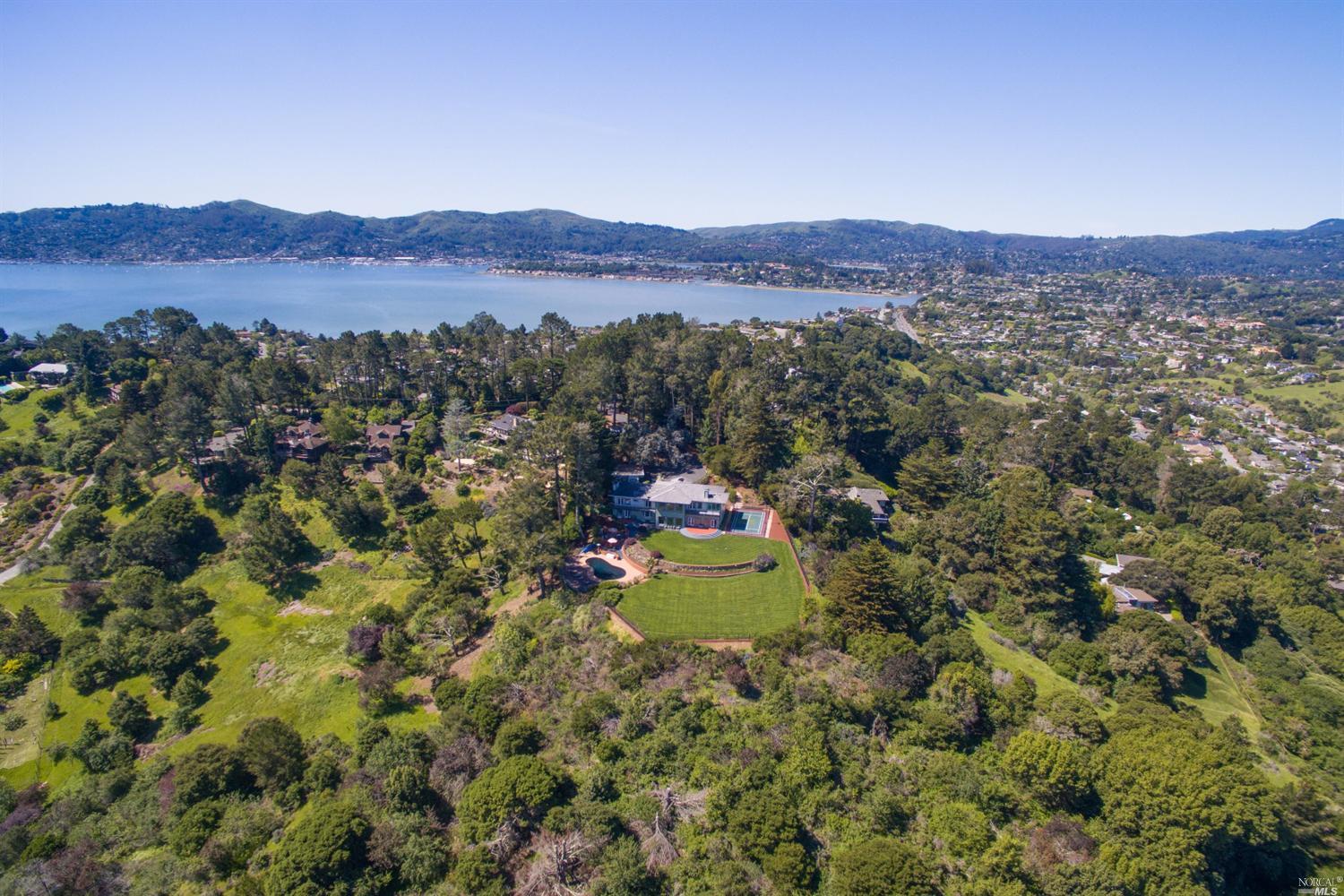 20 Tanfield Rd, Tiburon, CA 94920 photo 3