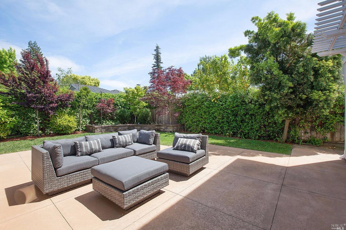 82 Berens Dr, Kentfield, CA 94904 photo 25