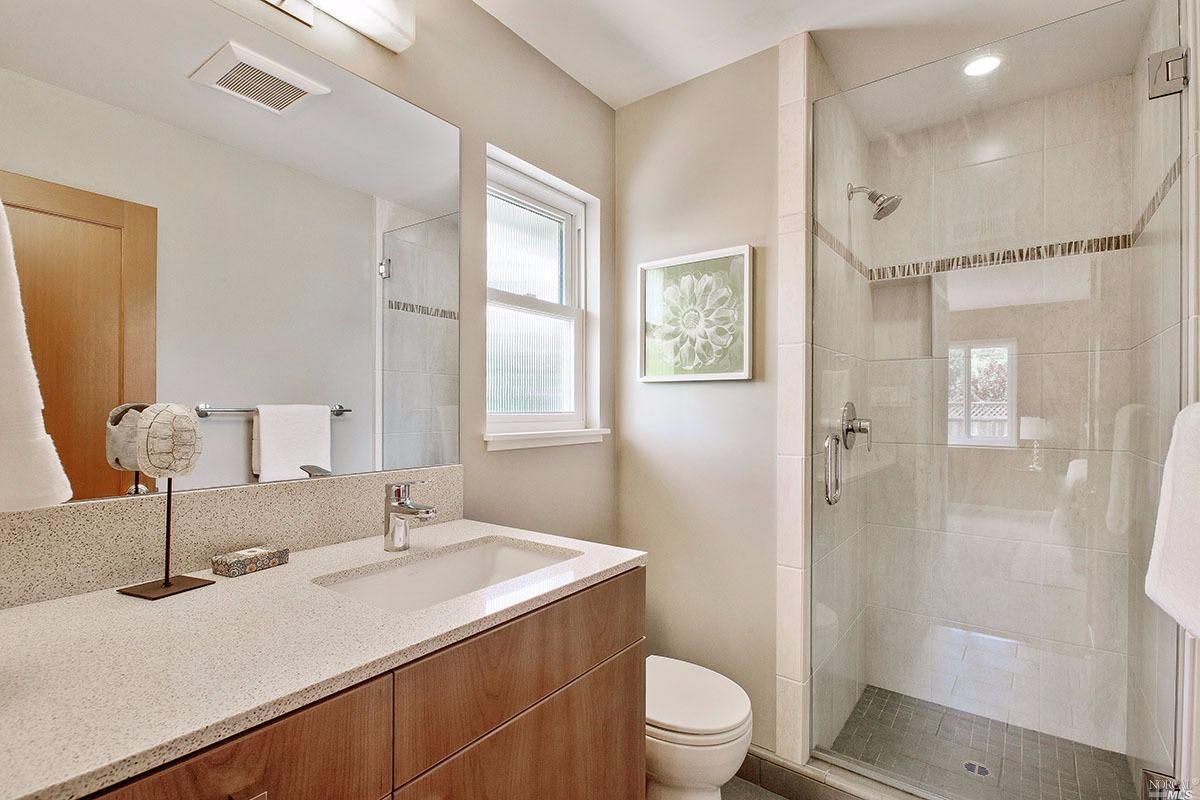 82 Berens Dr, Kentfield, CA 94904 photo 21