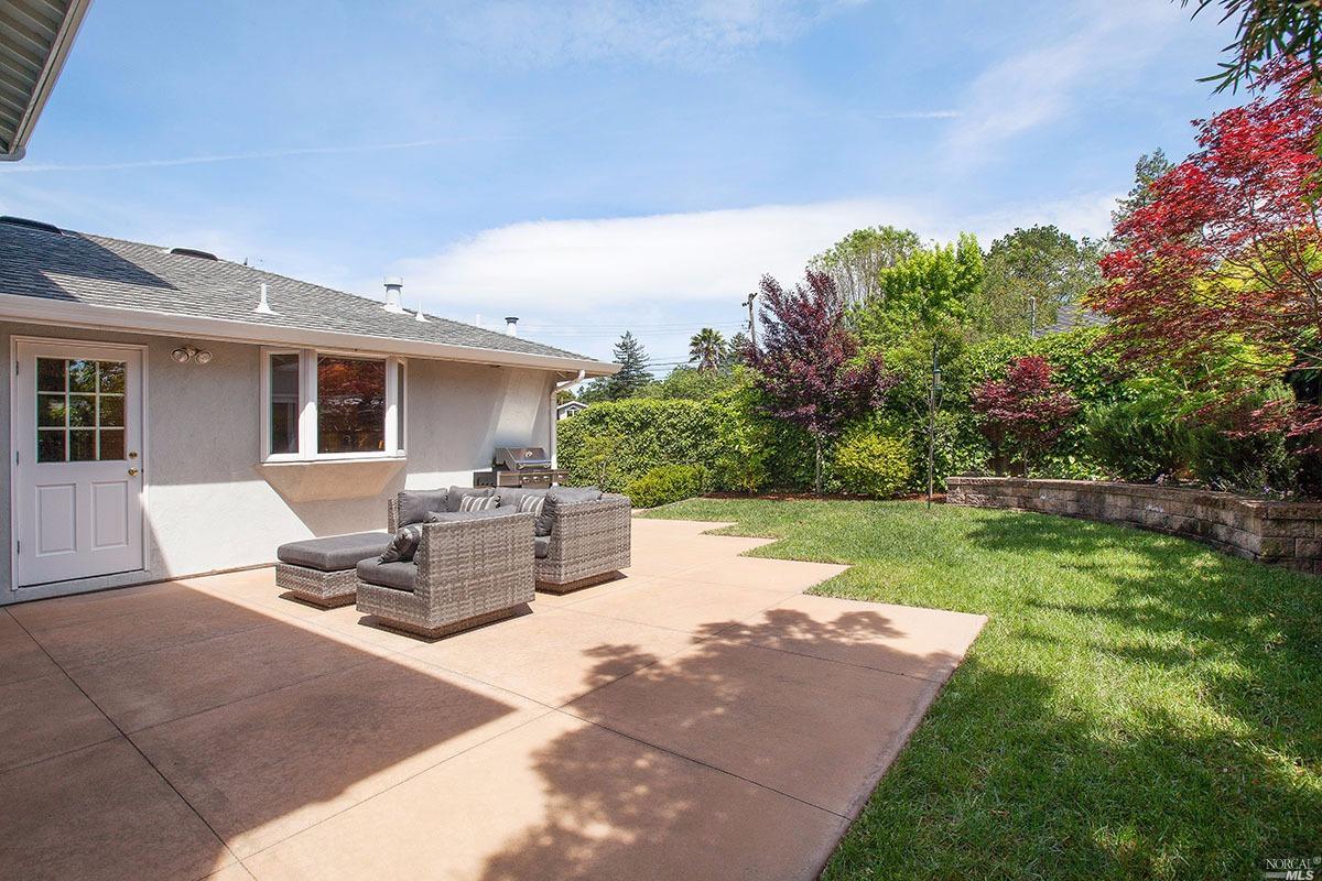 82 Berens Dr, Kentfield, CA 94904 photo 26