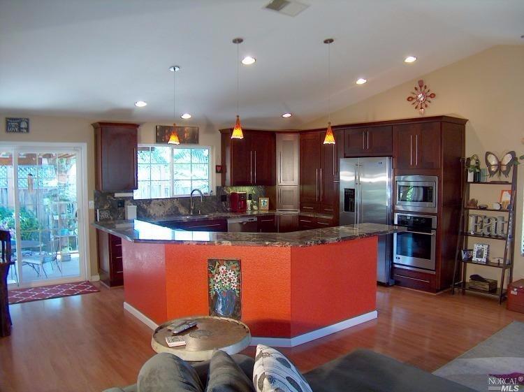 298 Eagle Dr, Cotati, CA 94931 photo 4