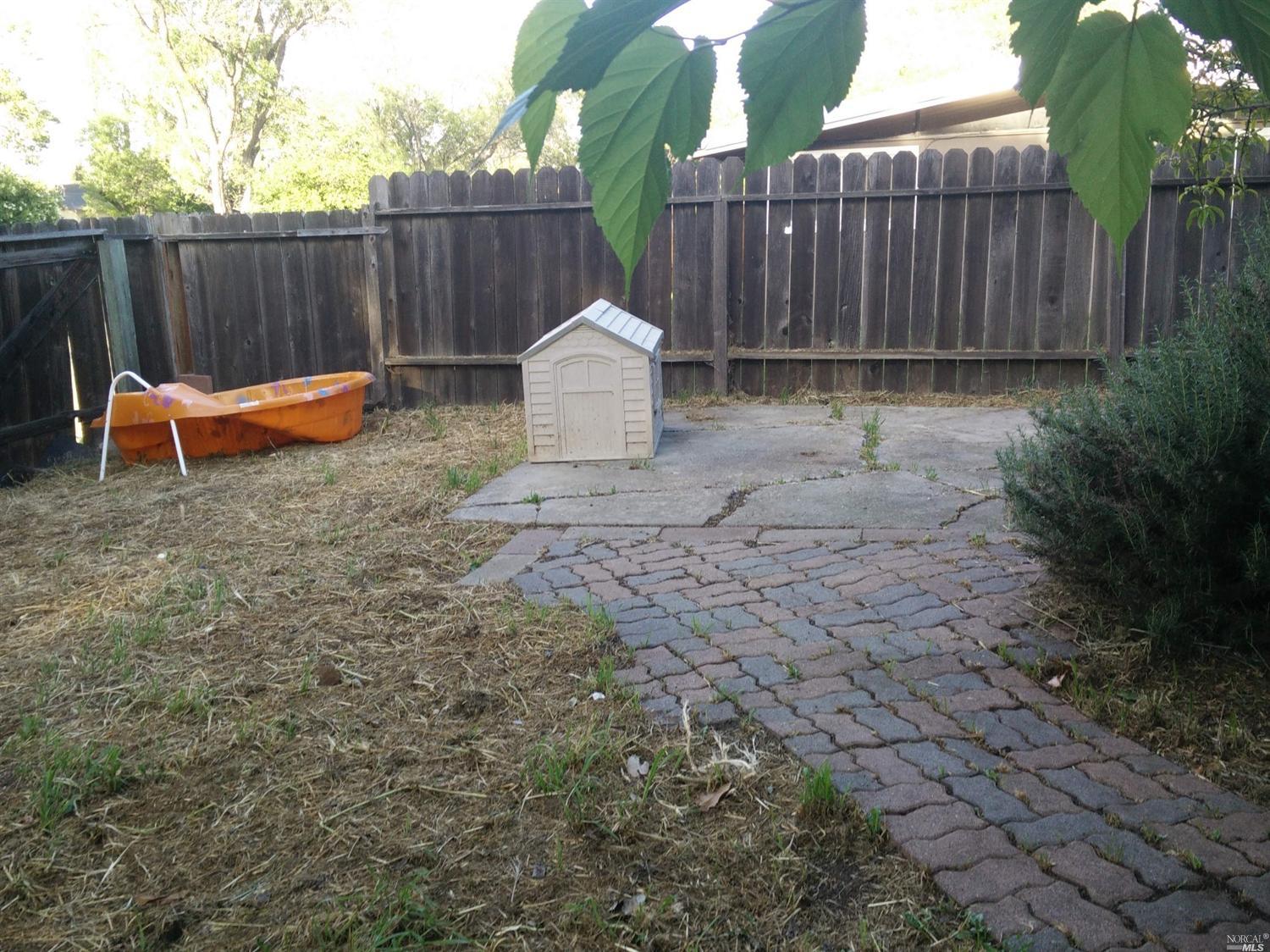1054 Harding St, Fairfield, CA 94533 photo 21