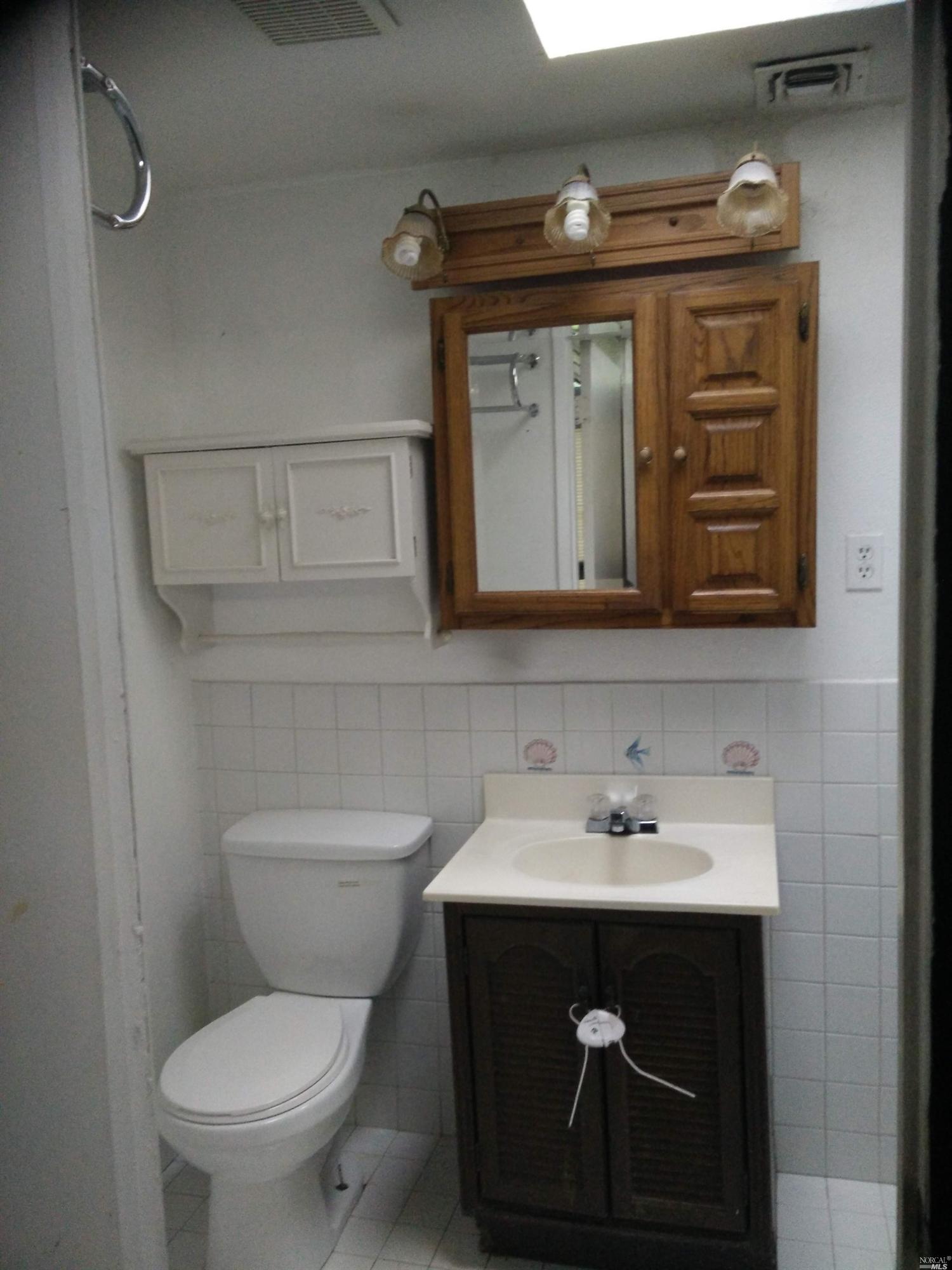 1054 Harding St, Fairfield, CA 94533 photo 13