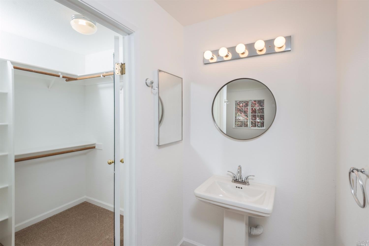 373 Lighthouse Dr, Vallejo, CA 94590 photo 8