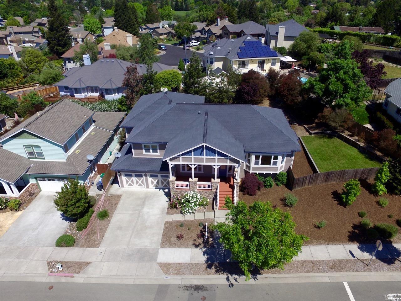 169 John Roberts Dr, Cotati, CA 94931 photo 2