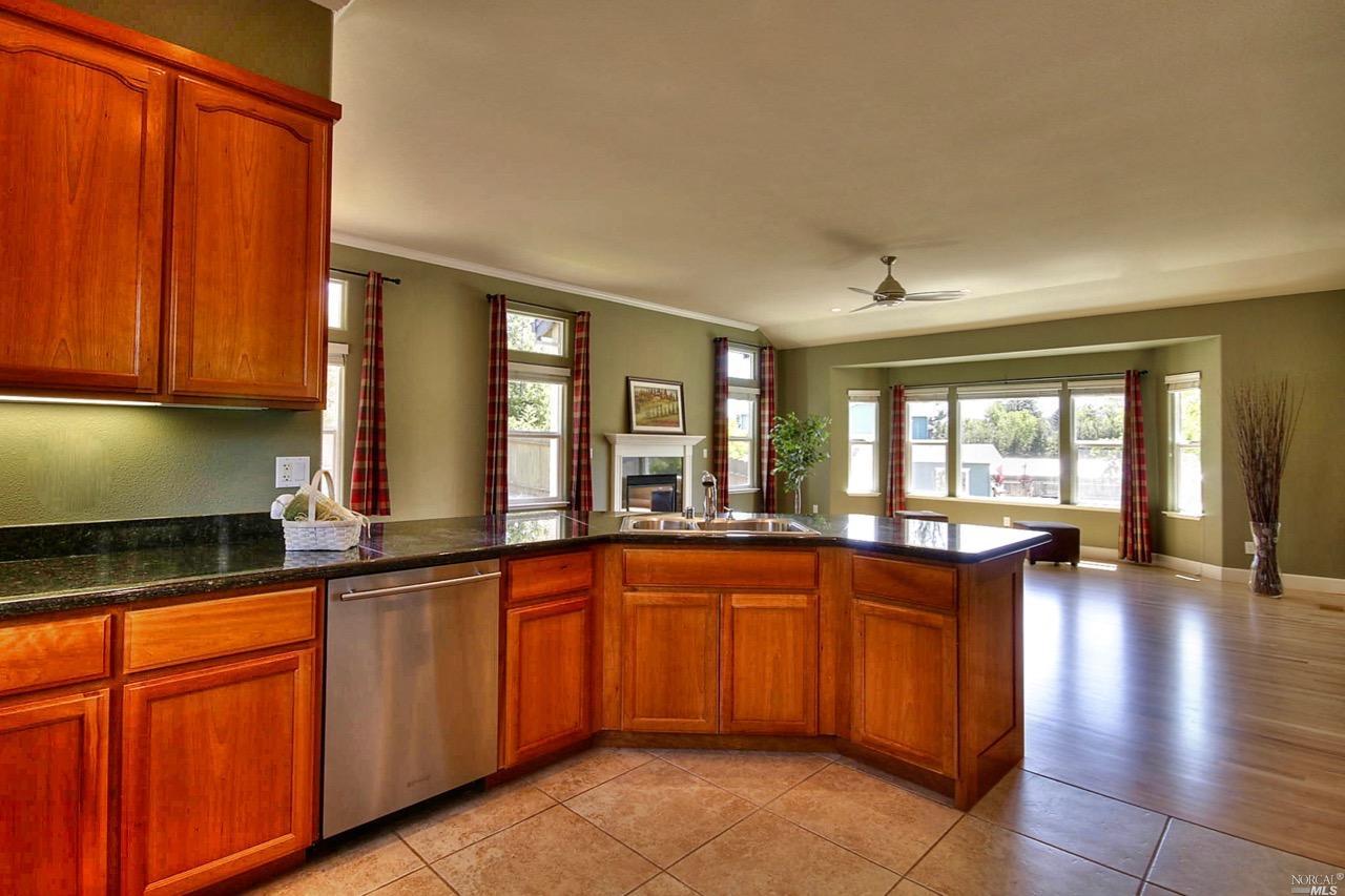 169 John Roberts Dr, Cotati, CA 94931 photo 8