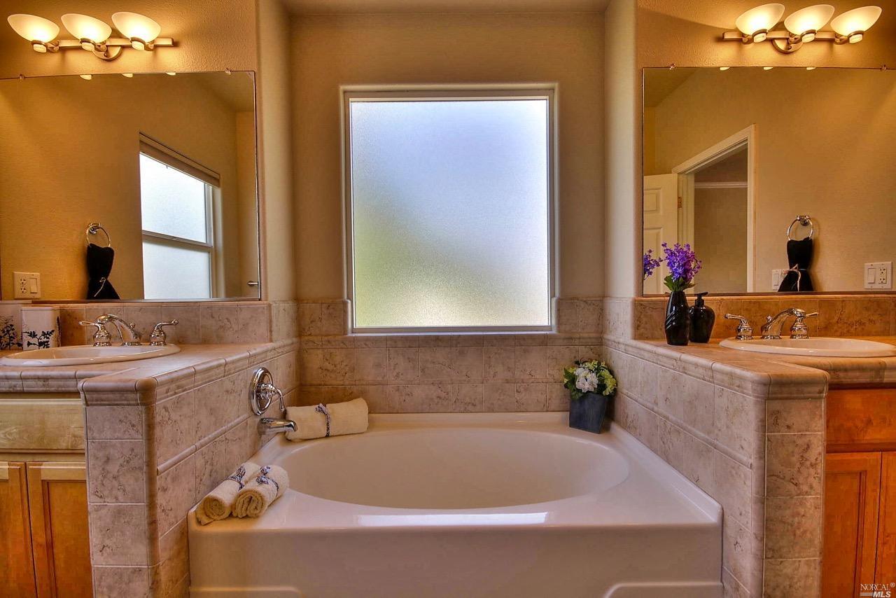 169 John Roberts Dr, Cotati, CA 94931 photo 27