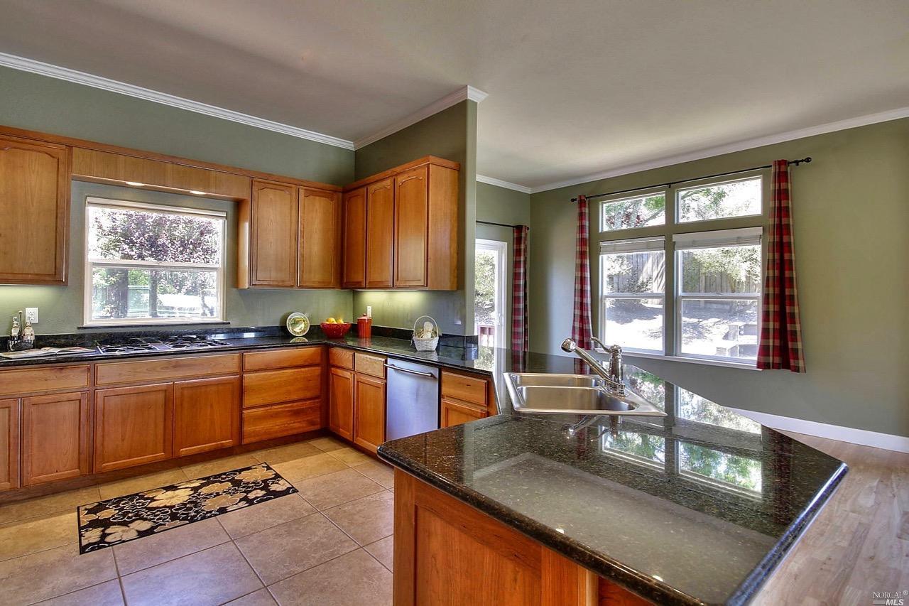169 John Roberts Dr, Cotati, CA 94931 photo 4