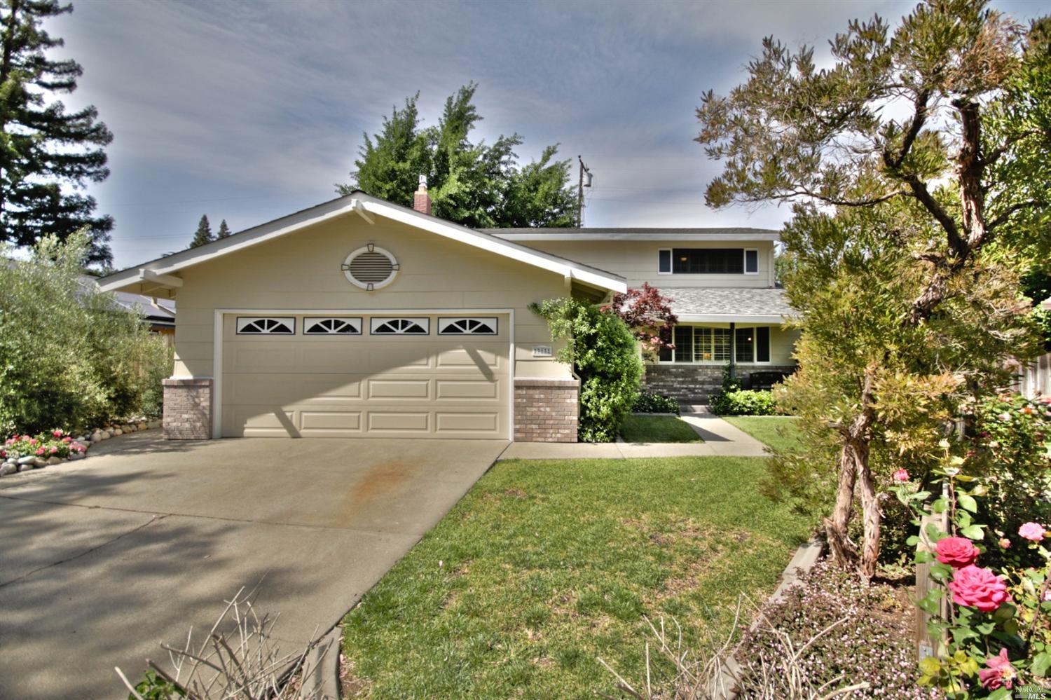 313 Nile Ct, Vacaville, CA 95688 photo 1