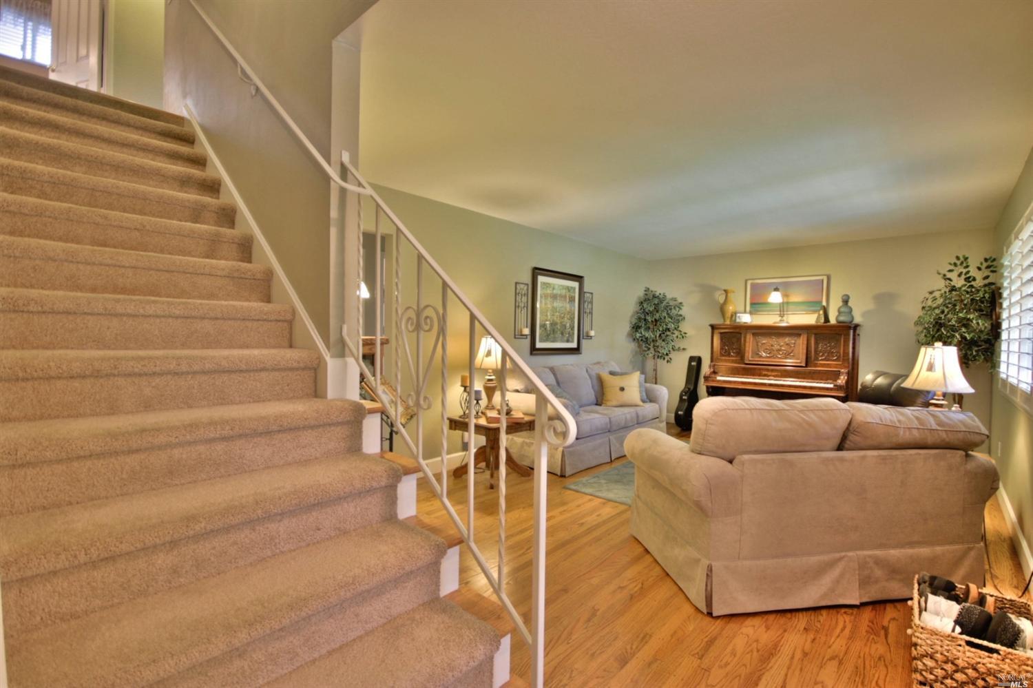 313 Nile Ct, Vacaville, CA 95688 photo 8