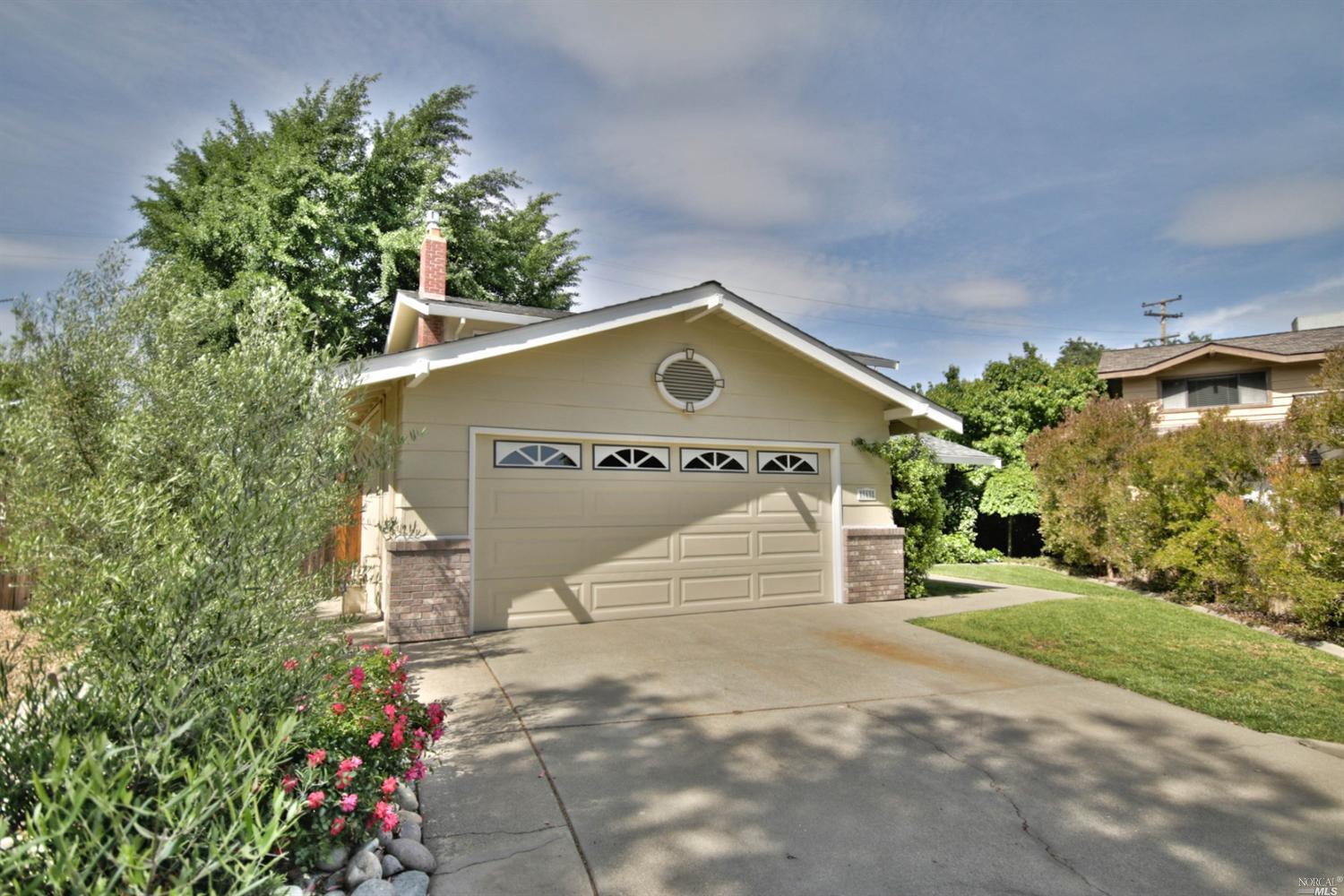 313 Nile Ct, Vacaville, CA 95688 photo 3
