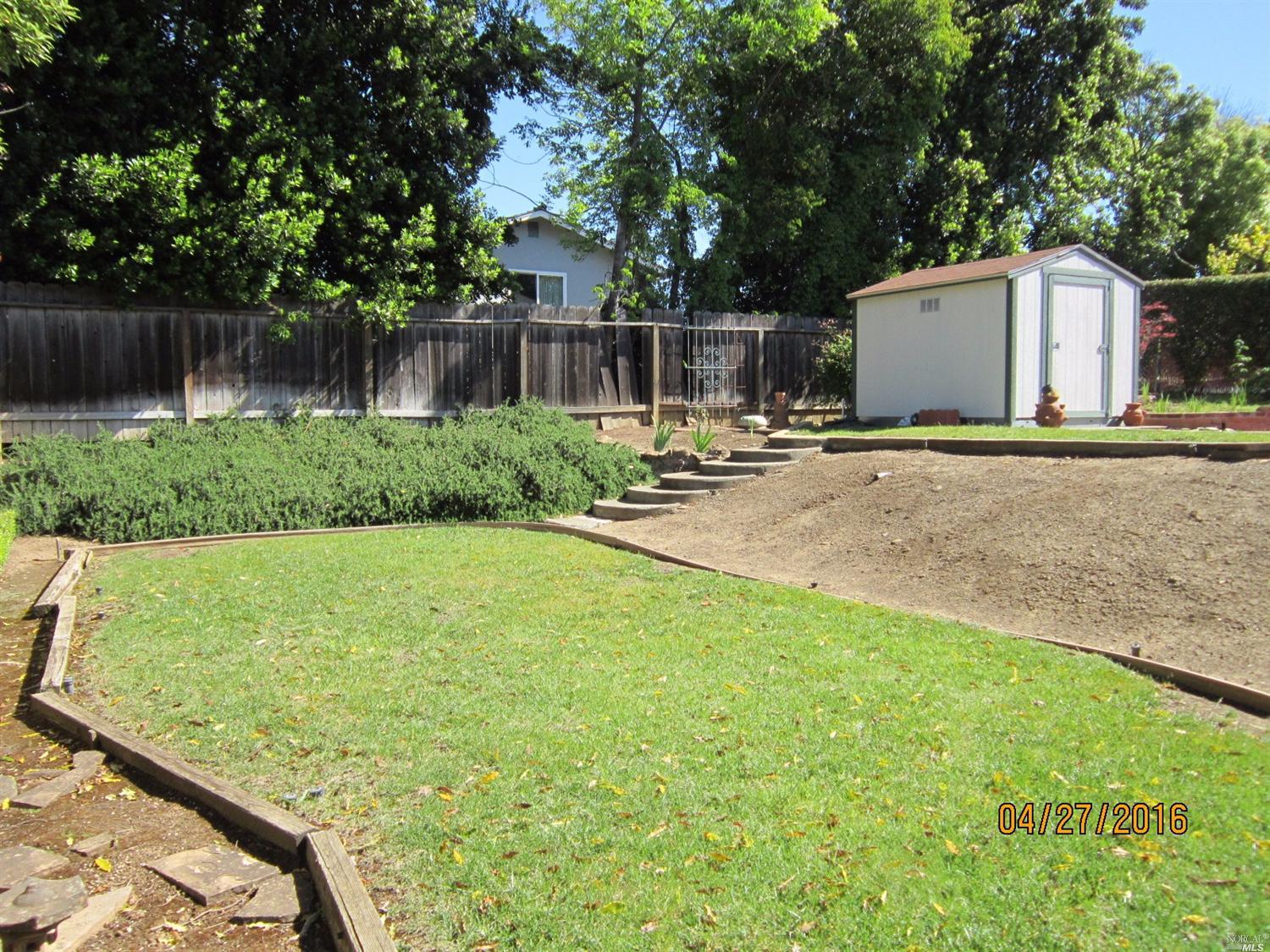 324 Valencia St, Vallejo, CA 94591 photo 32