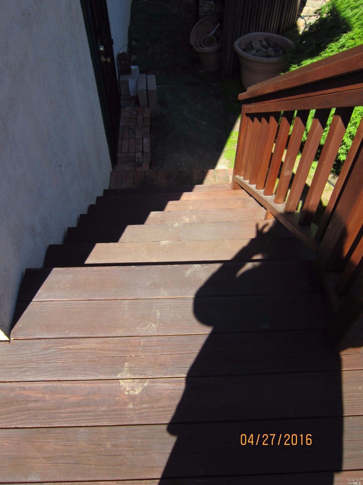 324 Valencia St, Vallejo, CA 94591 photo 34