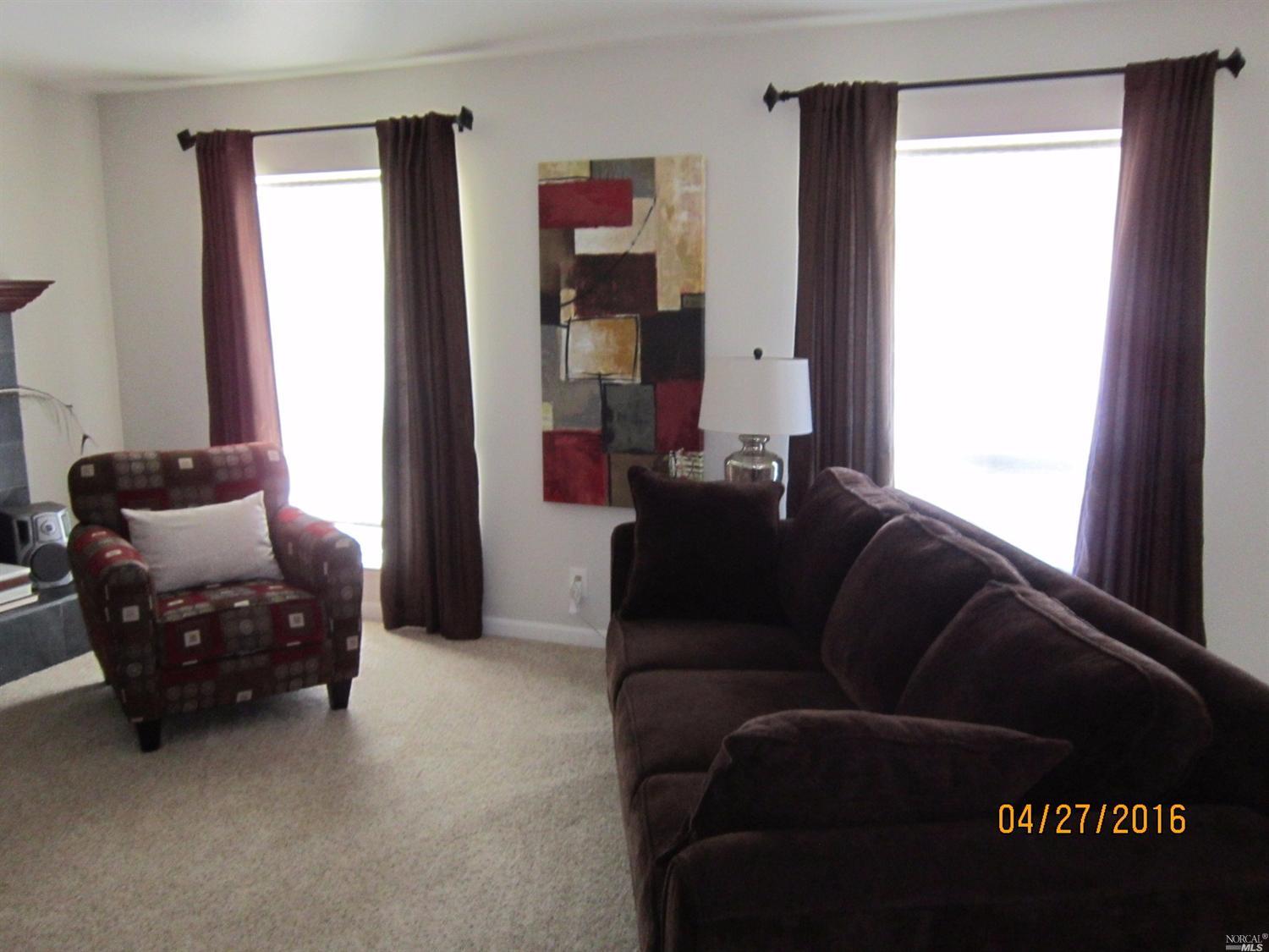324 Valencia St, Vallejo, CA 94591 photo 8