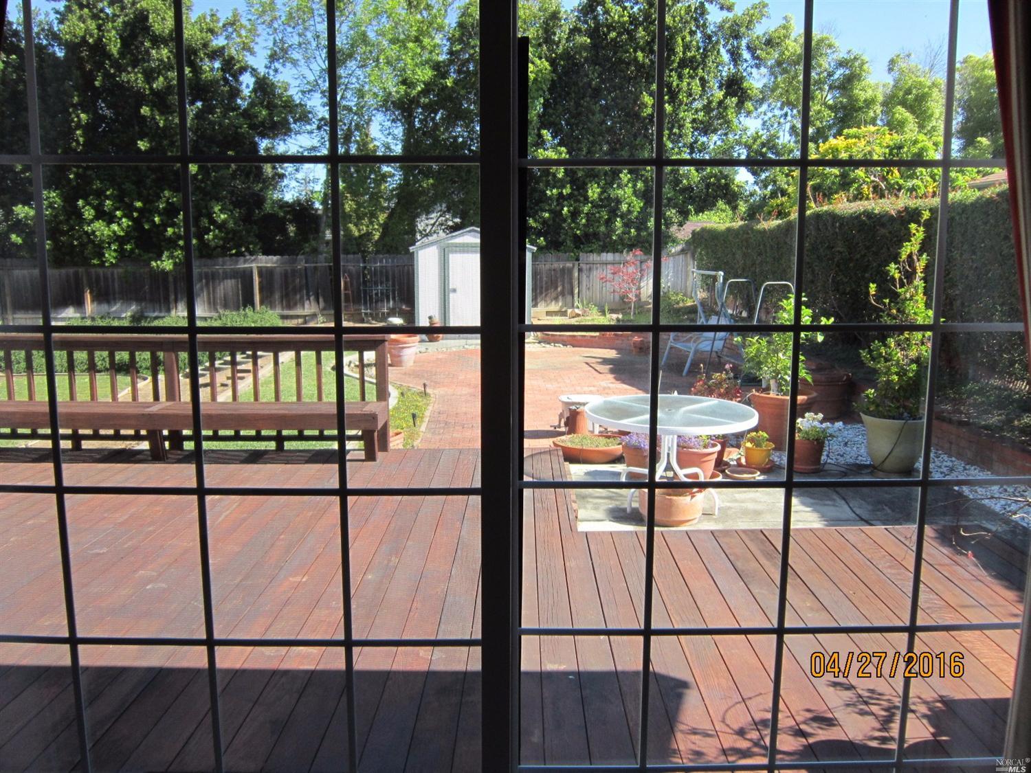 324 Valencia St, Vallejo, CA 94591 photo 28