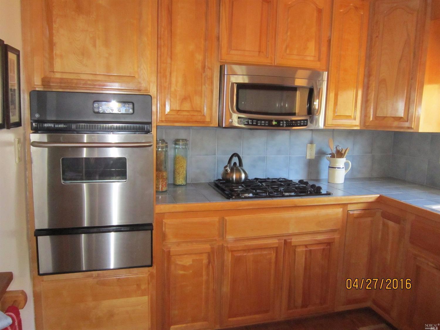 324 Valencia St, Vallejo, CA 94591 photo 11